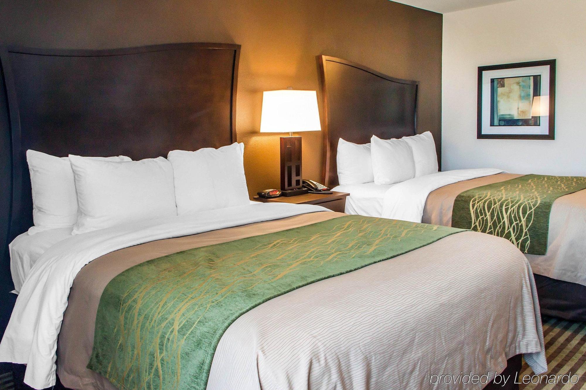 Hotel Comfort & 3*